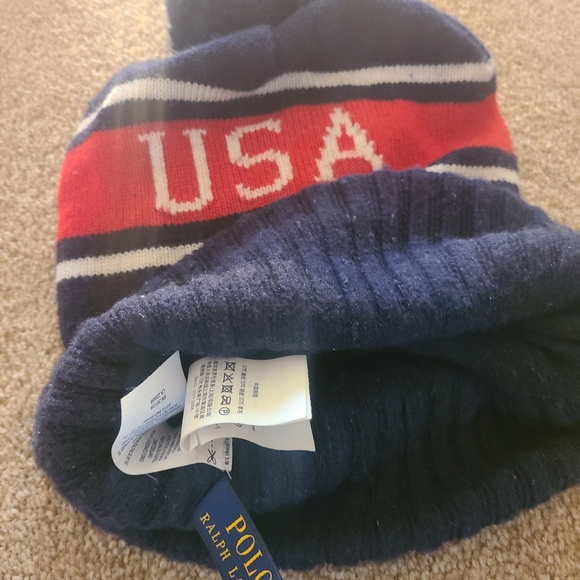 Polo Winter Hat/Toque - Picture 2 of 3